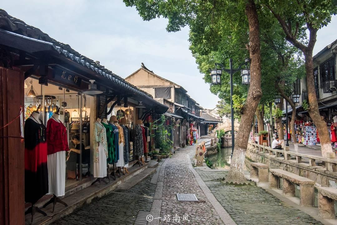 逃离违建房屋4